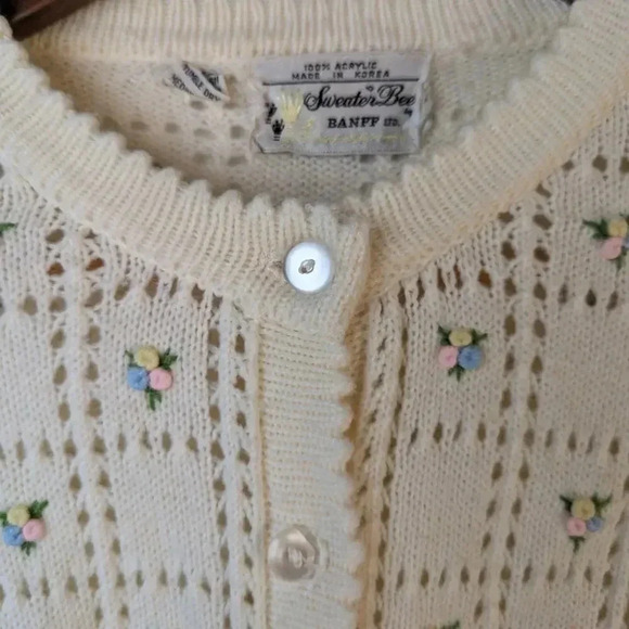 Vintage 70's Banff Sweater Bee Cardigan - Picture 6 of 6